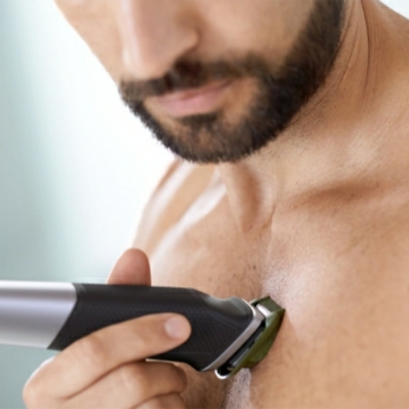 Philips Norelco Multigroom 5000 Trimmer Razor Body Groomer Men's Grooming - Picture 6 of 7